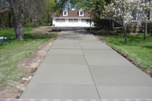 Germantown WI Concrete Driveway Installation germantown_wi_concrete_driveway