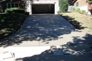 Wauwatosa WI Concrete Driveway Installation wauwatosa_wi_concrete_driveway