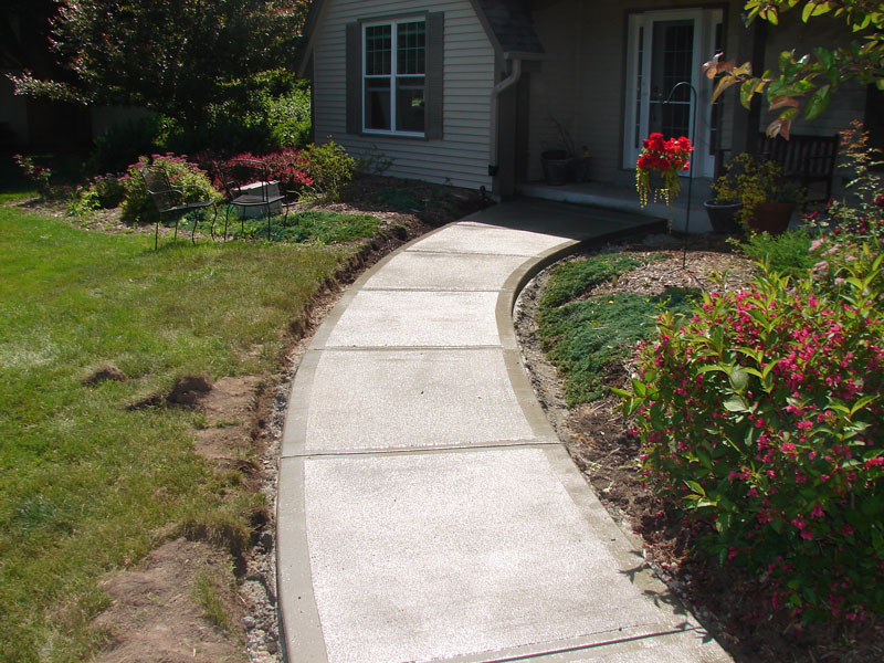 concretewaukesha-sidewalk5