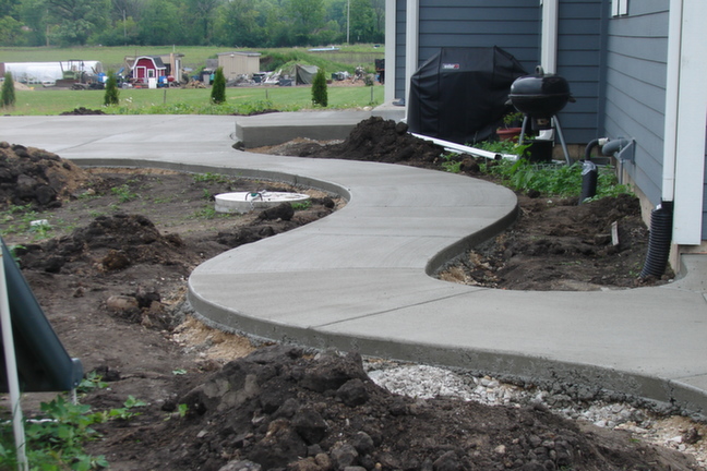 new_berlin_wi_concrete_sidewalk